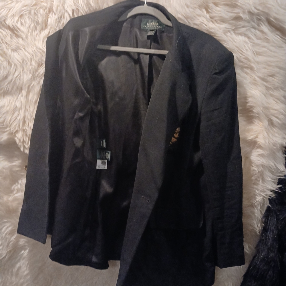 Ralph Lauren Navy Double-Breasted Blazer with Gold Accents - Picture 6 of 9